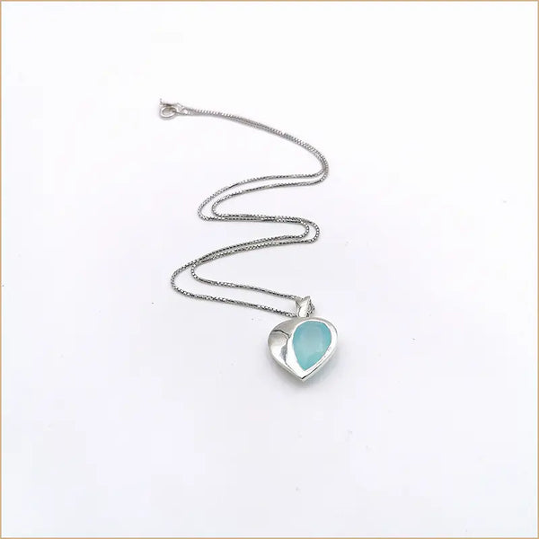 Pendentif calcédoine demi-coeur "PI1066.B"