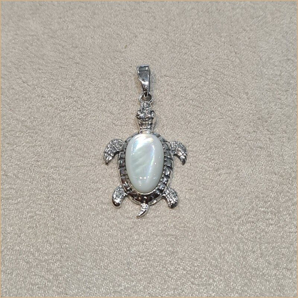 Pendentif tortue en nacre blanche "PN1022.W"