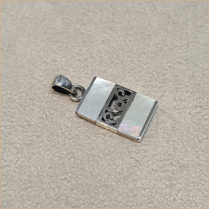 Pendentif en nacre blanche "PN1034.W"