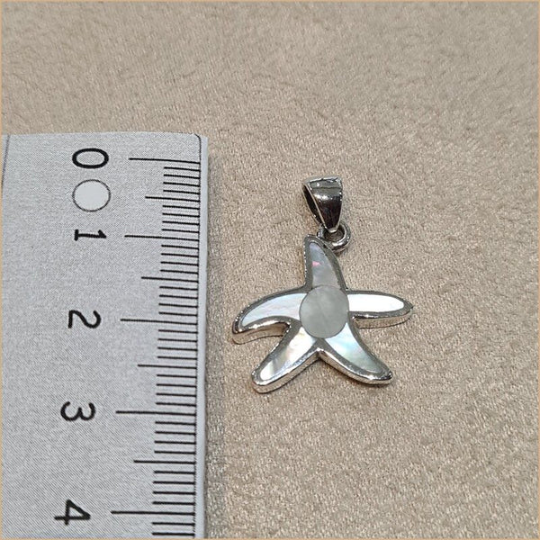 Pendentif étoile de mer en nacre blanche "PN1039.W"