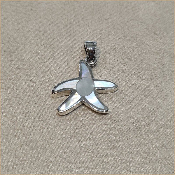 Pendentif étoile de mer en nacre blanche "PN1039.W"