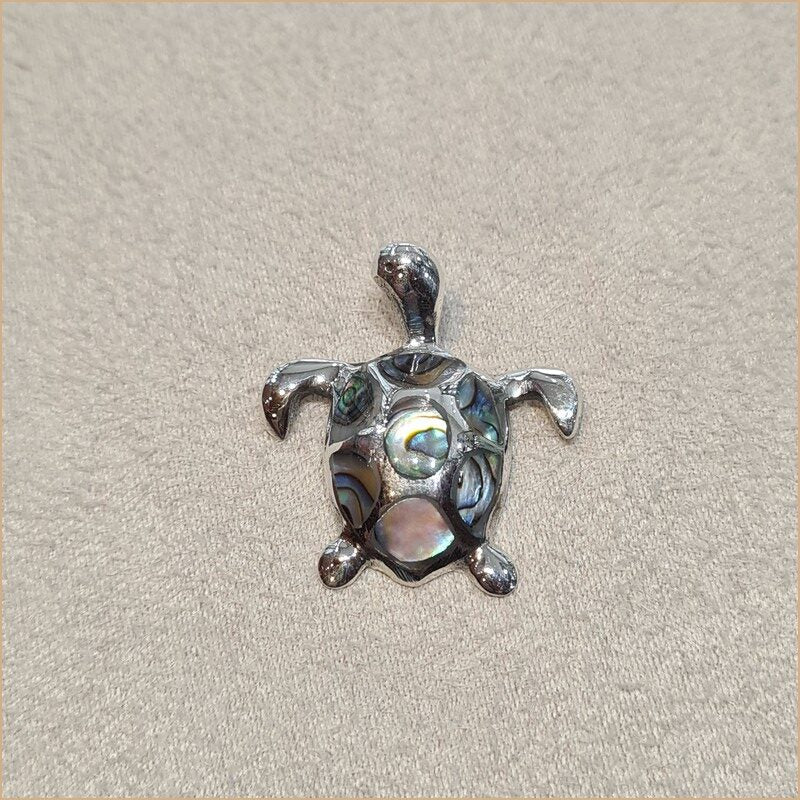 Pendentif tortue en nacre abalone "PN1042.A"