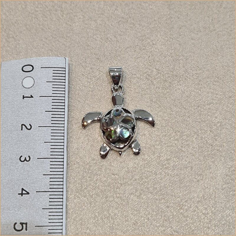 Pendentif tortue en nacre abalone "PN1043.A"