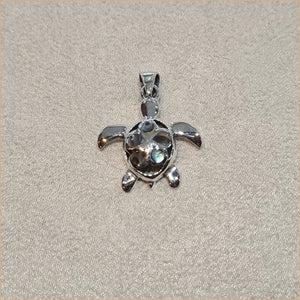 Pendentif tortue en nacre abalone "PN1043.A"
