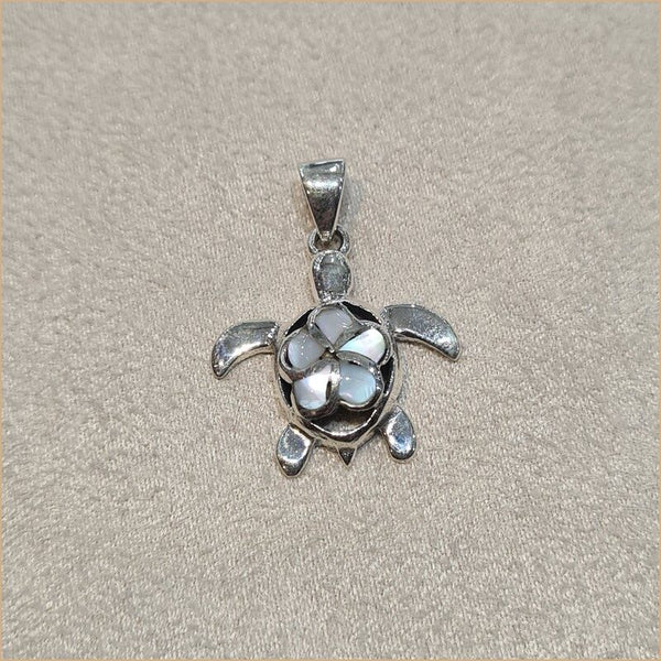 Pendentif tortue en nacre blanche "PN1043.W"