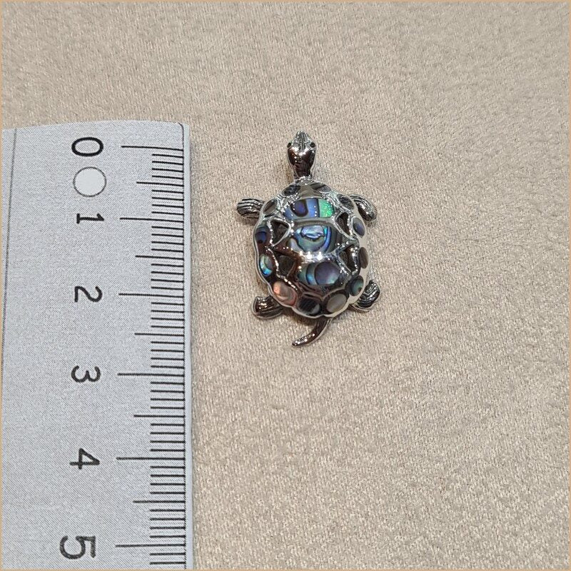Pendentif tortue en nacre abalone "PN1044.A"