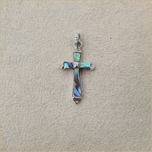 Pendentif en croix en abalone "PN1076.A"