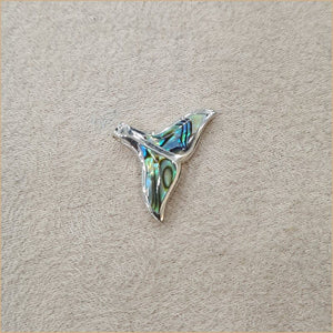 Pendentif queue de baleine en abalone "PN1103.A"