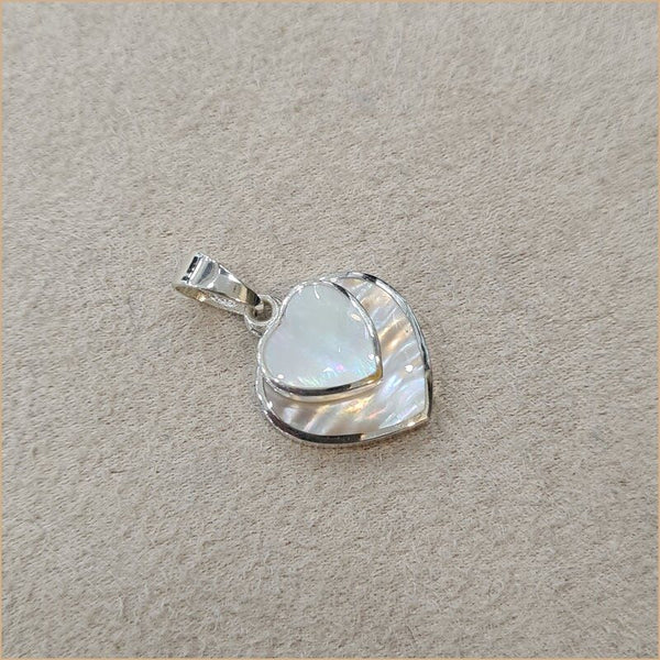 Pendentif double coeur en nacre blanche "PN1108.W"