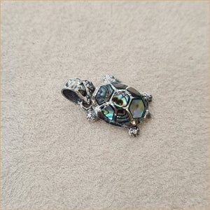 Pendentif tortue en abalone "PN1111.A"