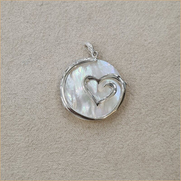 Pendentif recto verso en nacre blanche "PN1112.W"