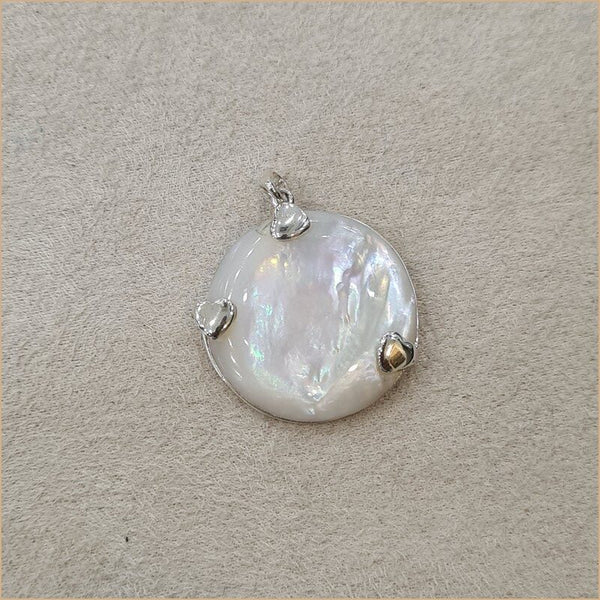 Pendentif recto verso en nacre blanche "PN1112.W"