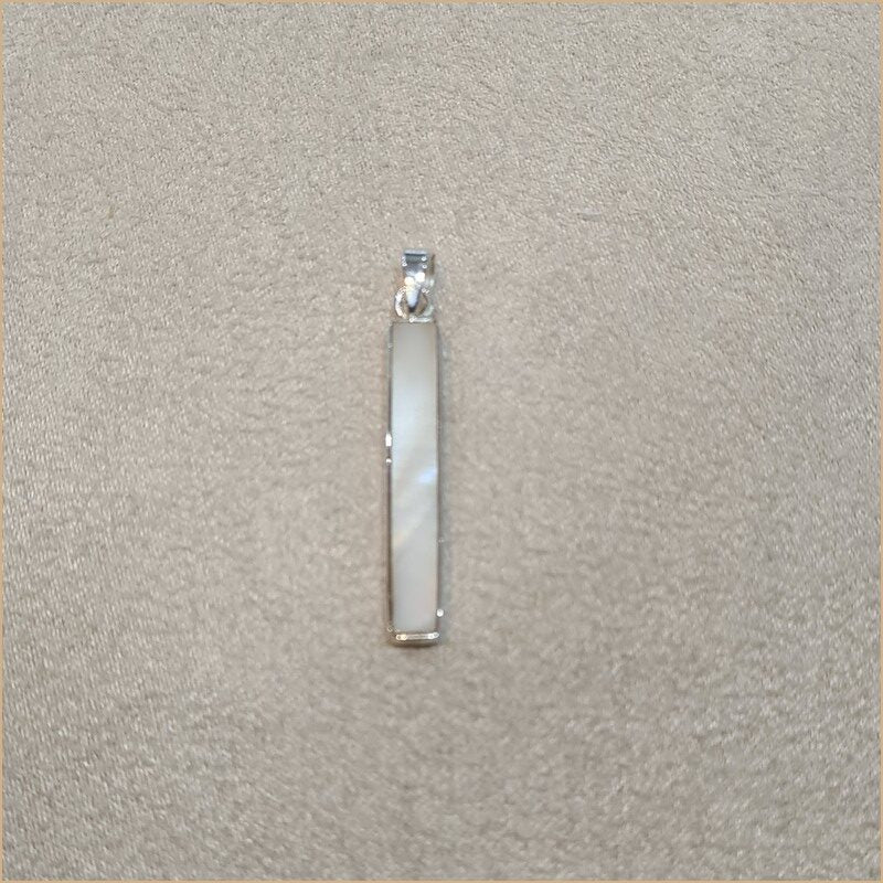 Pendentif bâtonnet en nacre blanche "PN436.W"