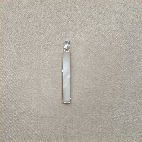 Pendentif bâtonnet en nacre blanche "PN436.W"