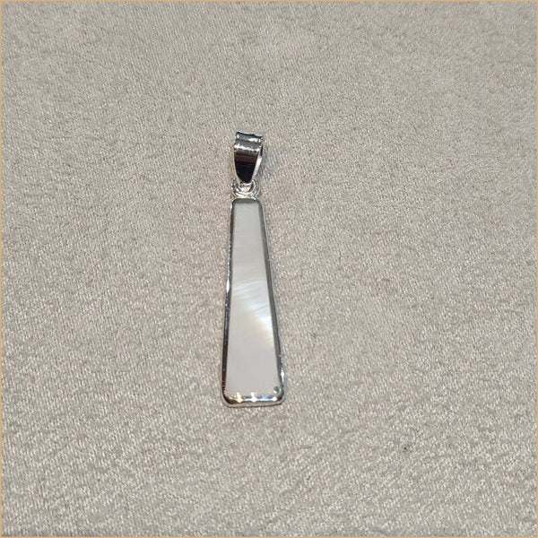 Pendentif en nacre blanche "PN442.W"