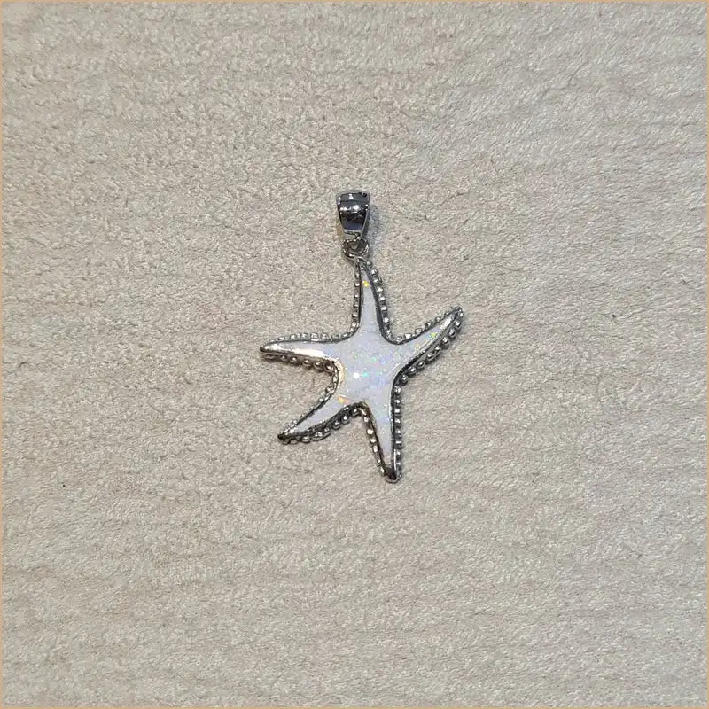 Pendentif étoile de mer opaline blanche "PO181.W"