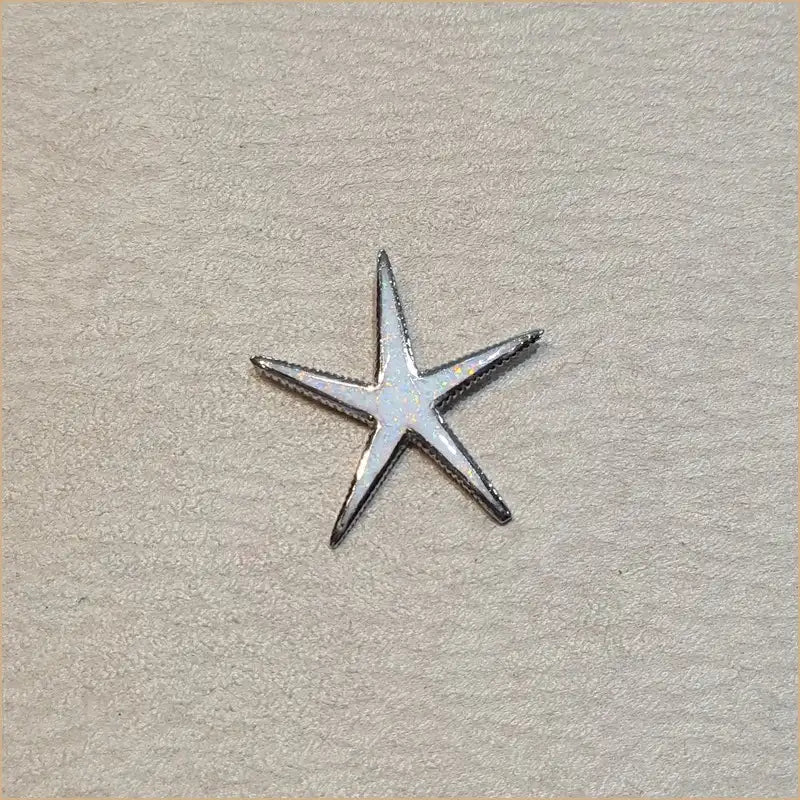 Pendentif étoile de mer opaline blanche "PO182.W"