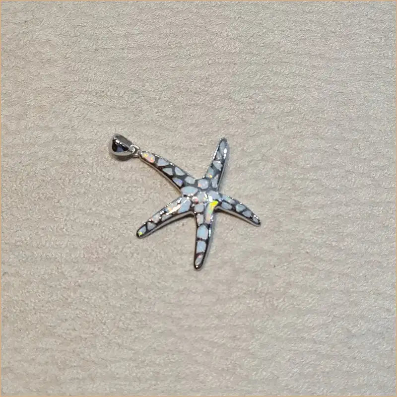 Pendentif étoile de mer opaline blanche "PO183.W"