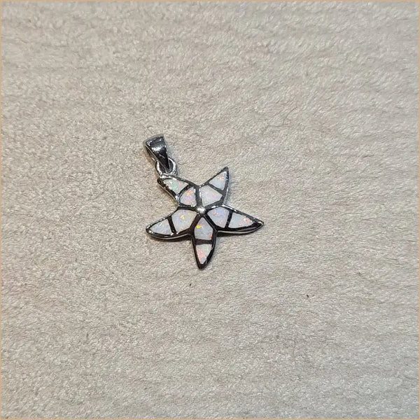 Pendentif étoile de mer opaline blanche "PO185.W"