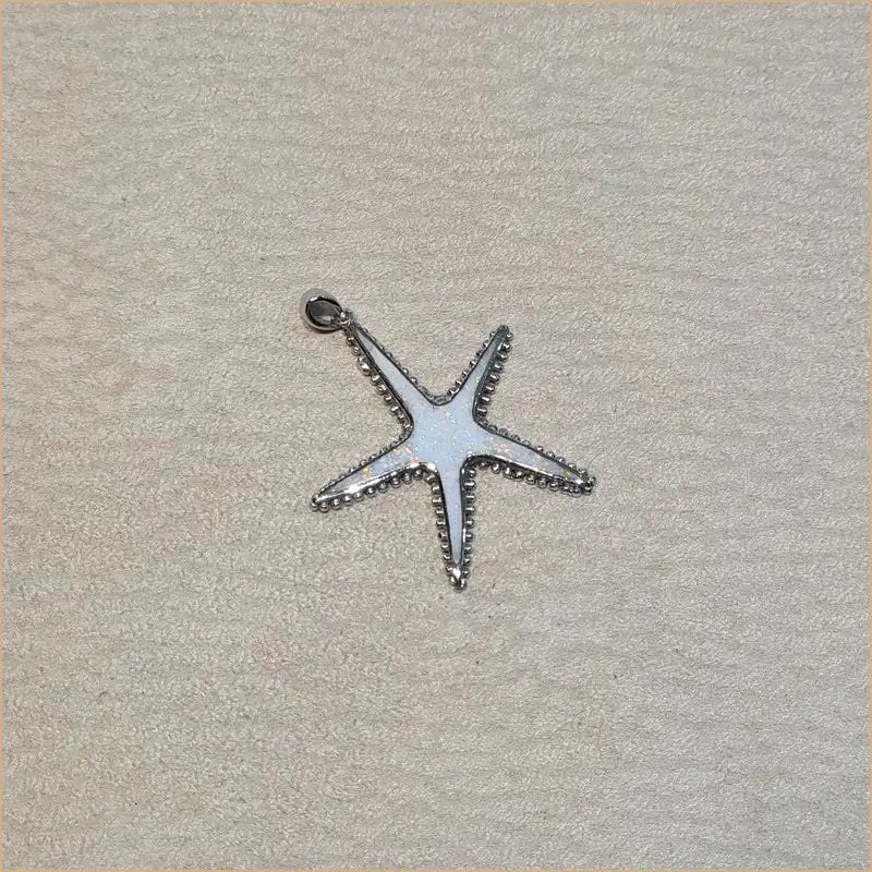 Pendentif étoile de mer opaline blanche "PO186.W"