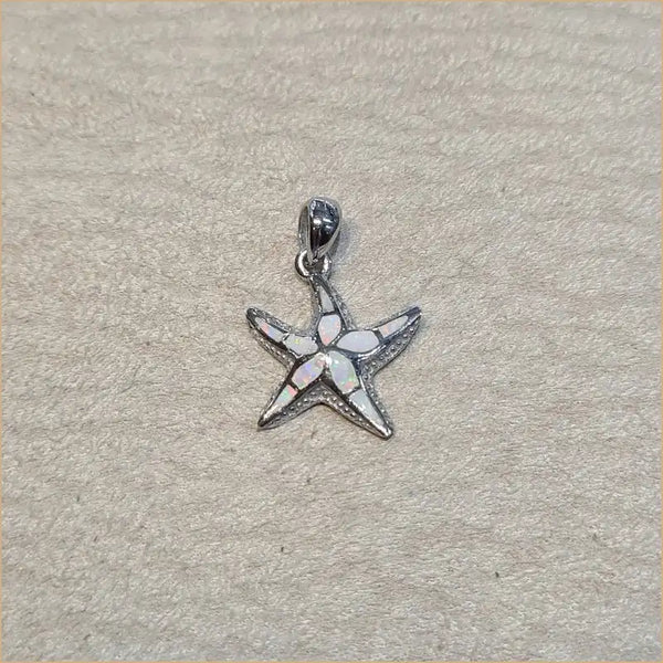 Pendentif étoile de mer opaline blanche "PO188.W"