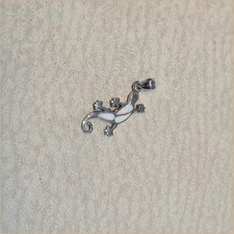 Pendentif mabouya opaline blanche "PO190.W"