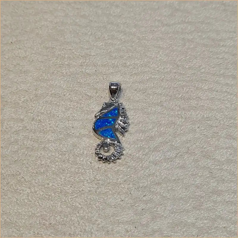 Pendentif hyppocampe opaline bleue "PO192.B"