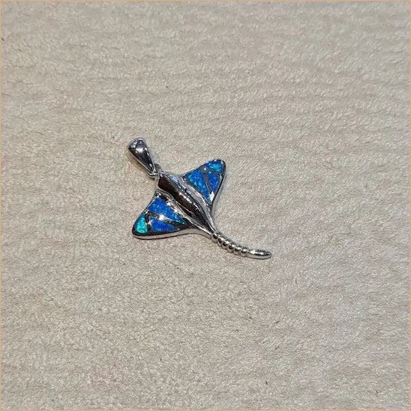 Pendentif raie opaline bleue "PO194.B"