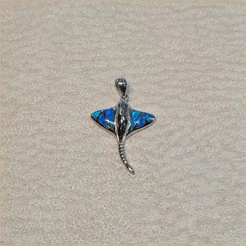 Pendentif raie opaline bleue "PO194.B"