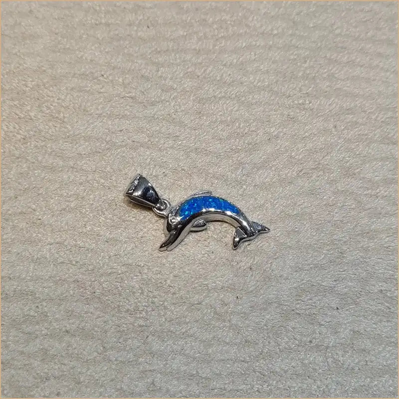 Pendentif dauphin opaline bleue "PO197.B"