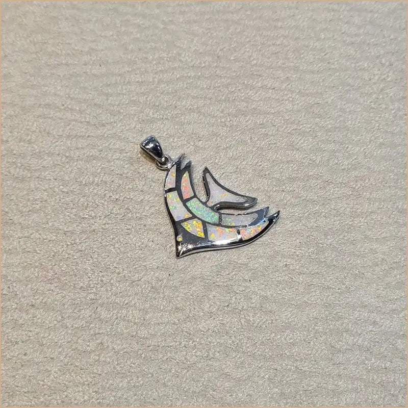 Pendentif poisson opaline blanche "PO199.W"