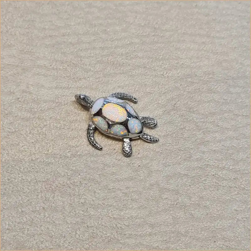 Pendentif tortue opaline blanche "POT14.W"