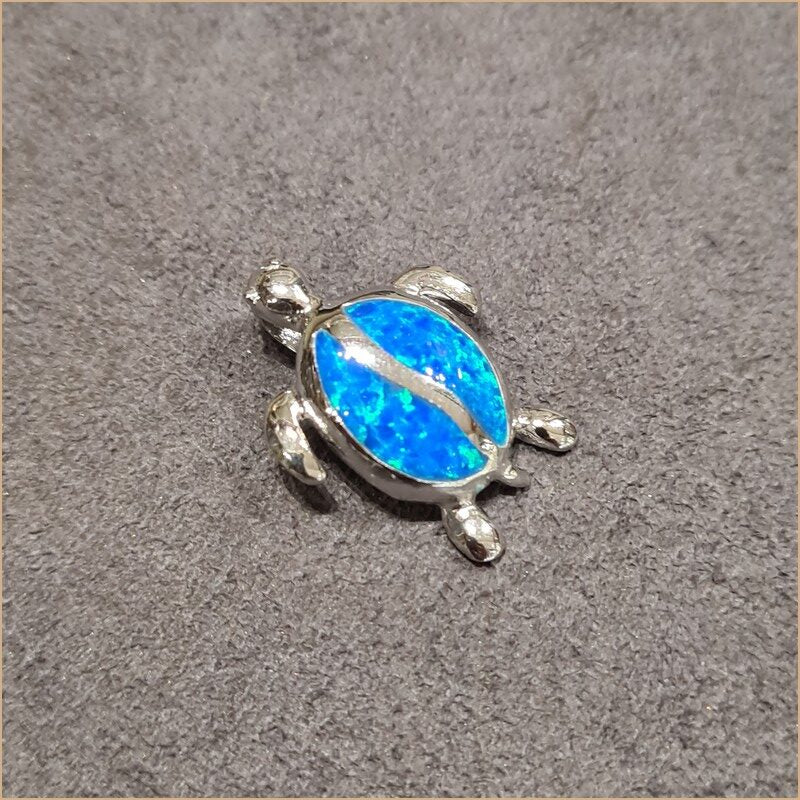 Pendentif tortue opaline bleu "POT28.B"