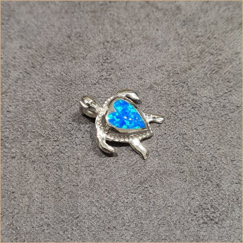 Pendentif tortue opaline bleu "POT33.B"