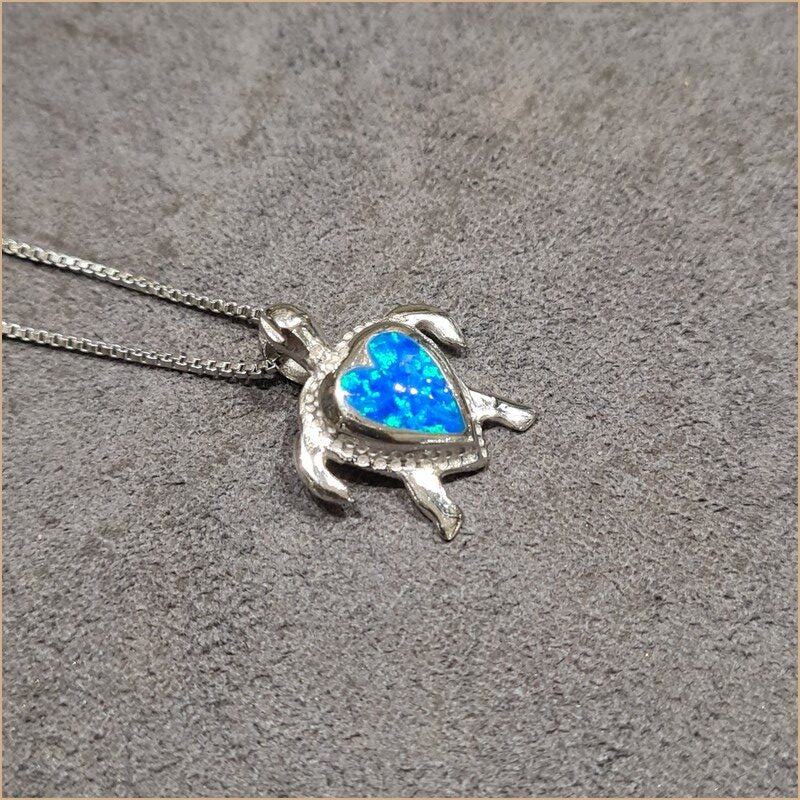 Pendentif tortue opaline bleu "POT33.B"