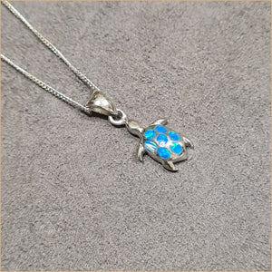 Pendentif tortue opaline bleu "POT39.B"