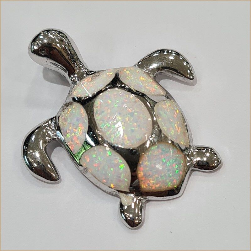 Pendentif tortue opaline blanche "POT46.W"