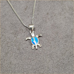 Pendentif tortue opaline bleu "POT50.B"