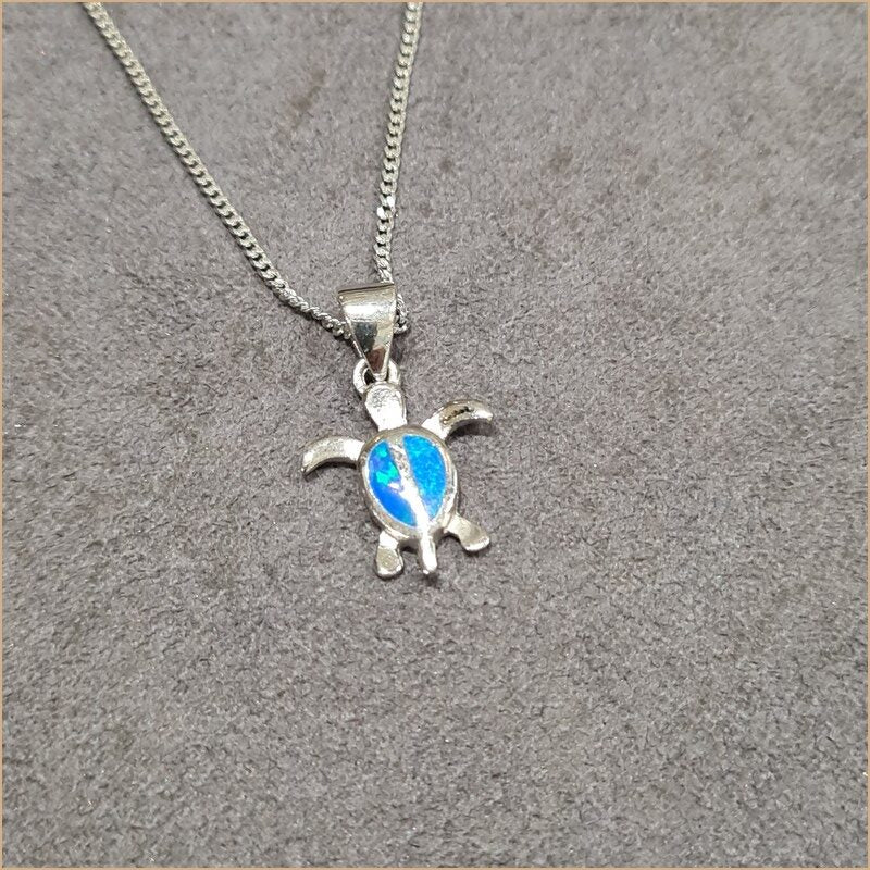 Pendentif tortue opaline bleu "POT50.B"