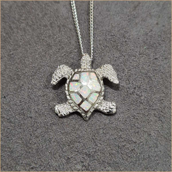 Pendentif tortue opaline blanche "POT53.W"
