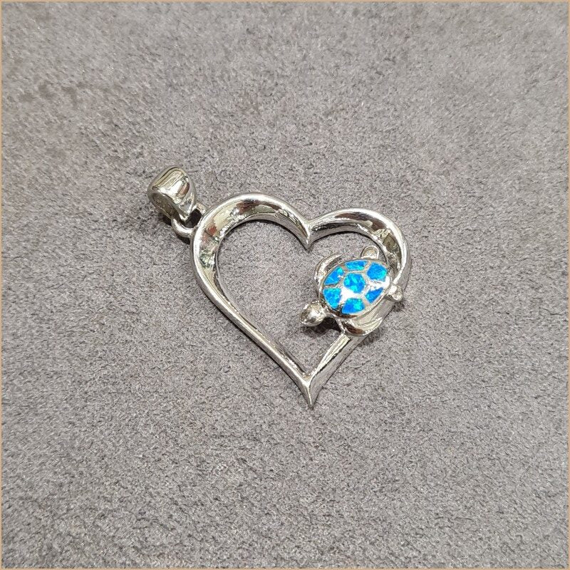 Pendentif tortue opaline bleu "POT55.B"