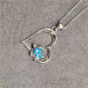 Pendentif tortue opaline bleu "POT55.B"