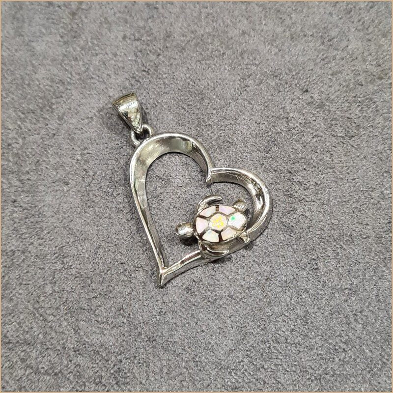 Pendentif tortue opaline blanche "POT55.W"