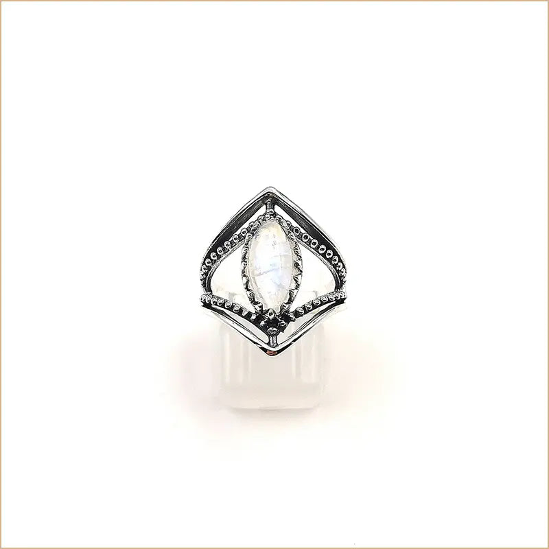 Bague pierre de lune ajourée ovale "RI1132.P"