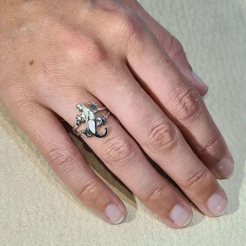 Bague opaline blanche "RO52.W"