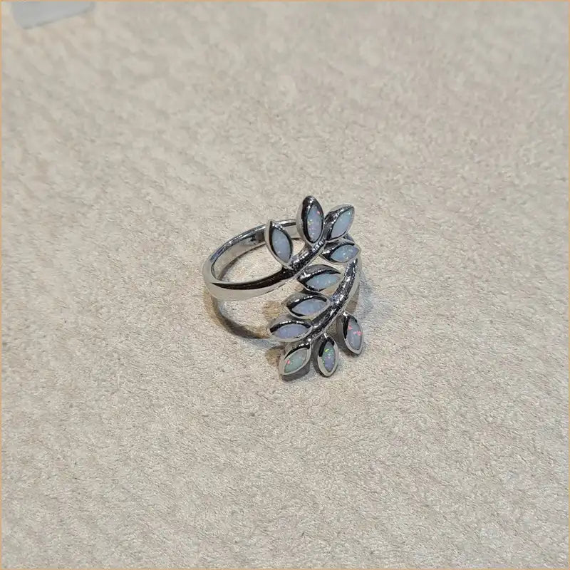 Bague opaline blanche "RO55.W"