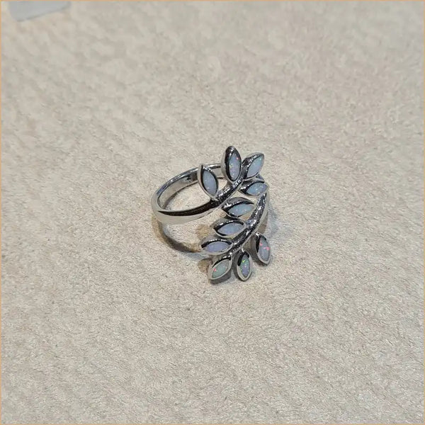 Bague opaline blanche "RO55.W"