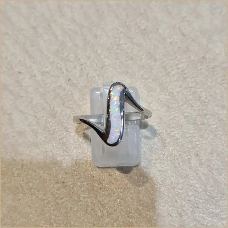 Bague opaline blanche "RO56.W"