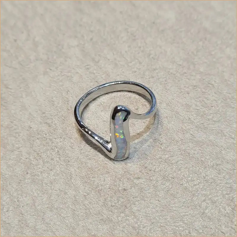 Bague opaline blanche "RO56.W"