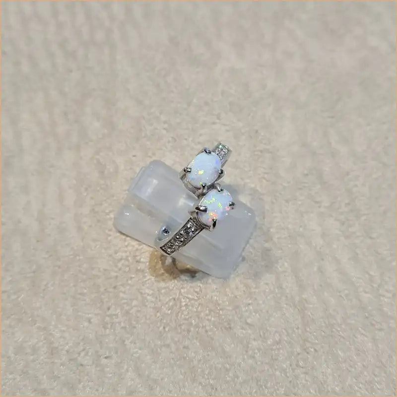 Bague opaline blanche "RO57.W"